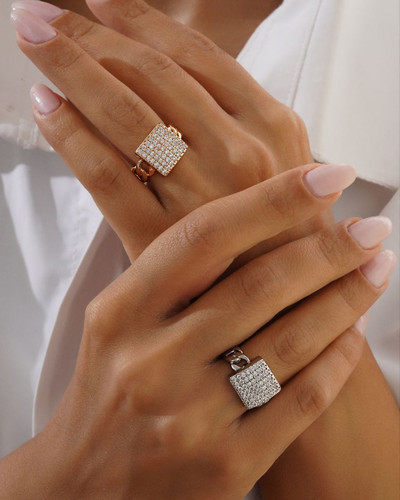 انگشتر نگین دار با رکاب کارتیر